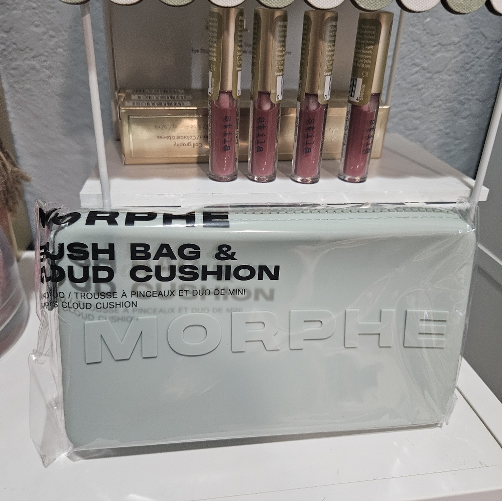 Morphe Brush Bag & Cloud Cushion